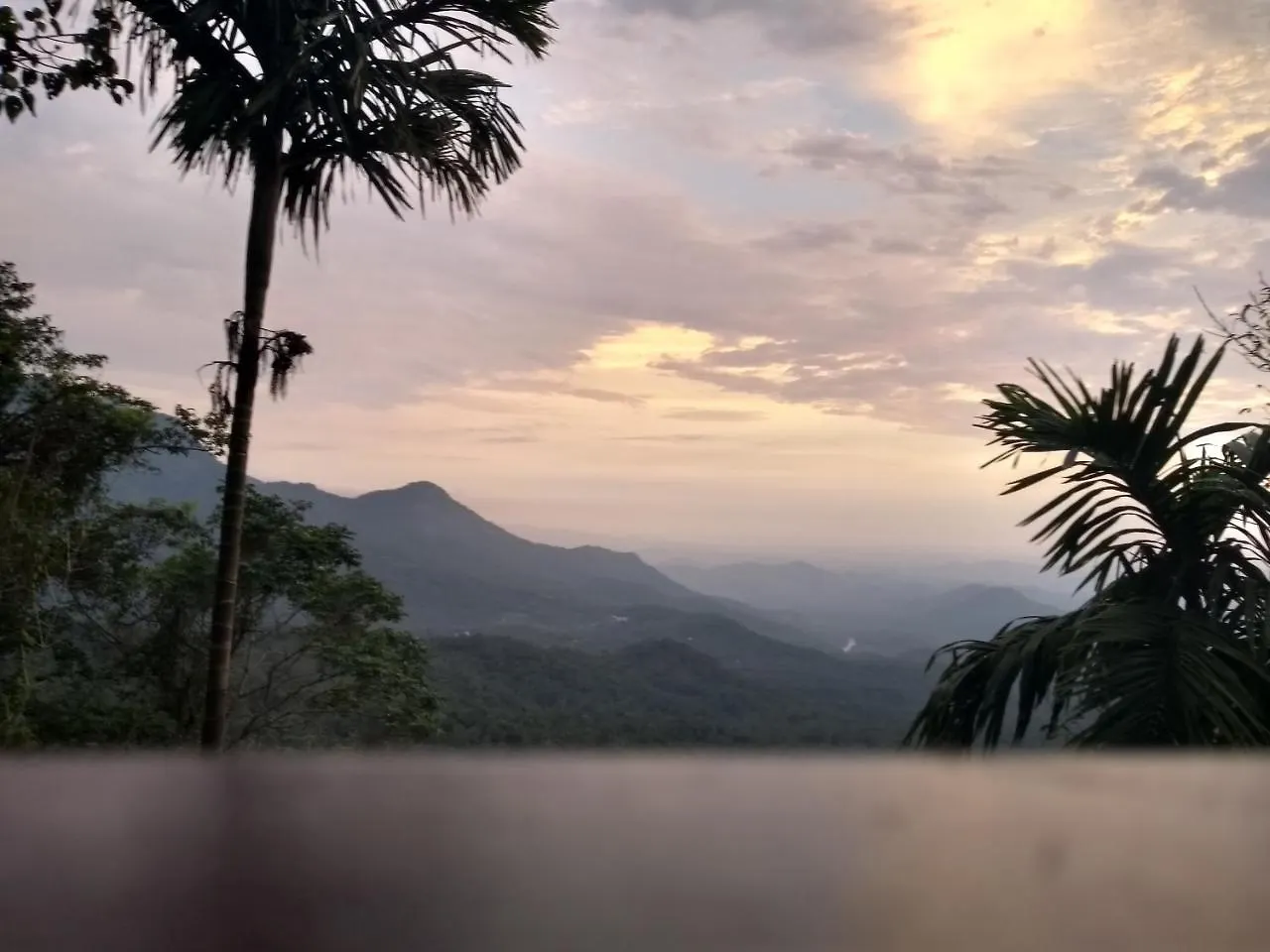 Apartamento The Hillock-Quiet By The Mountains Vallikavungal 0*,  India